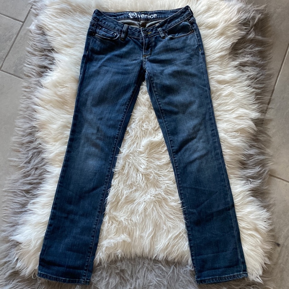 BULLHEAD STRAIGHT LEG JEAN